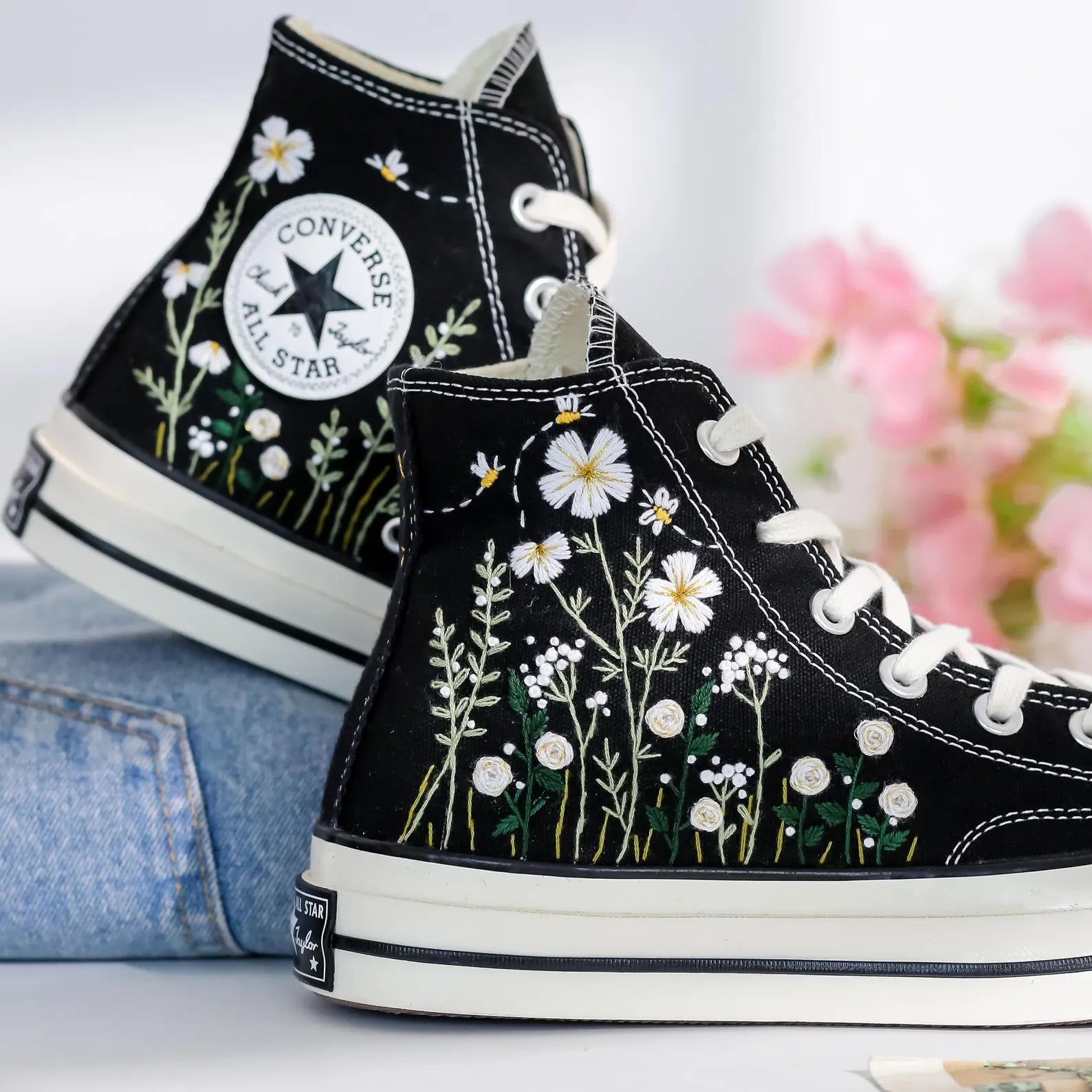 Hand Embroidered Shoes with Embroidery | Unique Footwear Styles | Stitchery  Zone