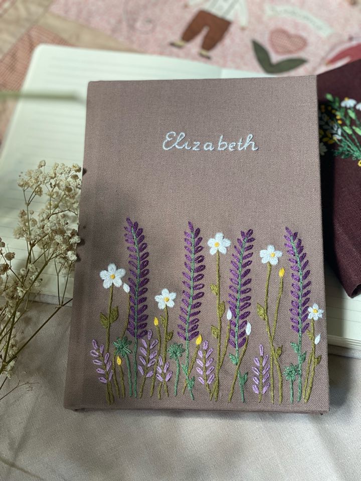 How to Design the Perfect Custom Notebook: Tips and Inspiration ...
