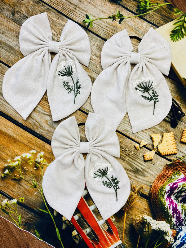 Embroidered Flowers Hair Tie
