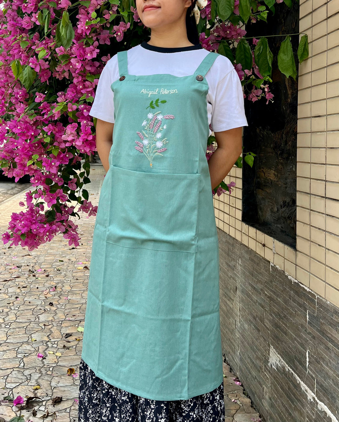 Wildflowers Embroidered Aprons - Stitchery Zone