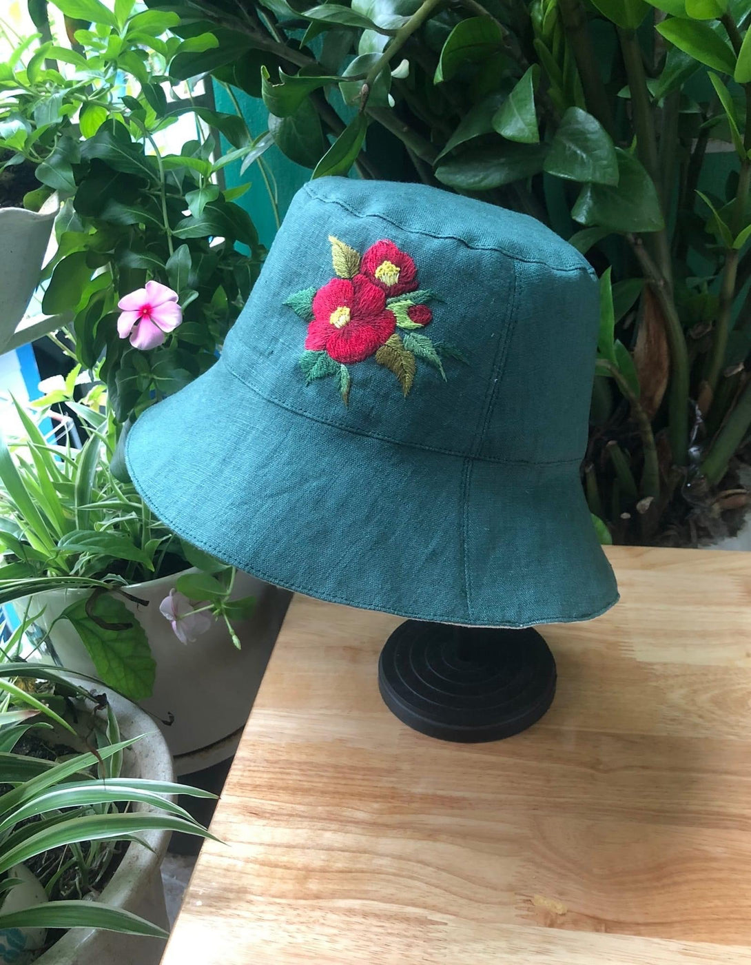 Camellia Whispers Hat - Stitchery Zone