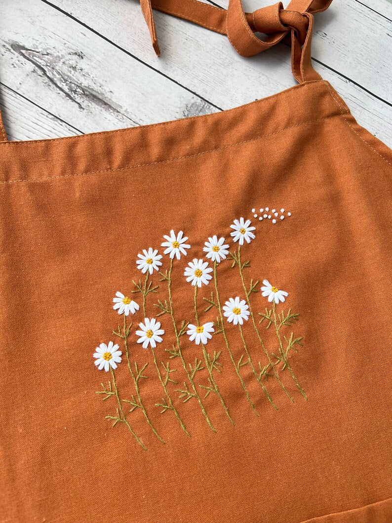 Daisy Garden Embroidery Apron - Stitchery Zone