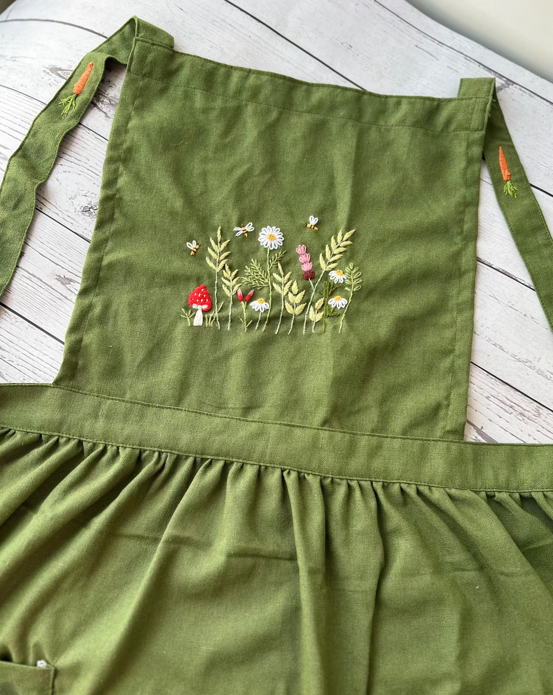 Wildflowers Embroidered Aprons - Stitchery Zone