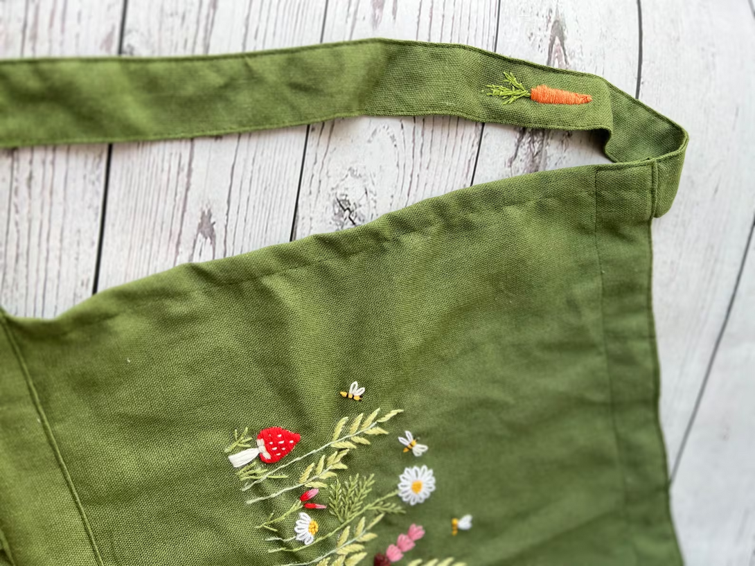 Honey Bee Embroidered Apron - Stitchery Zone