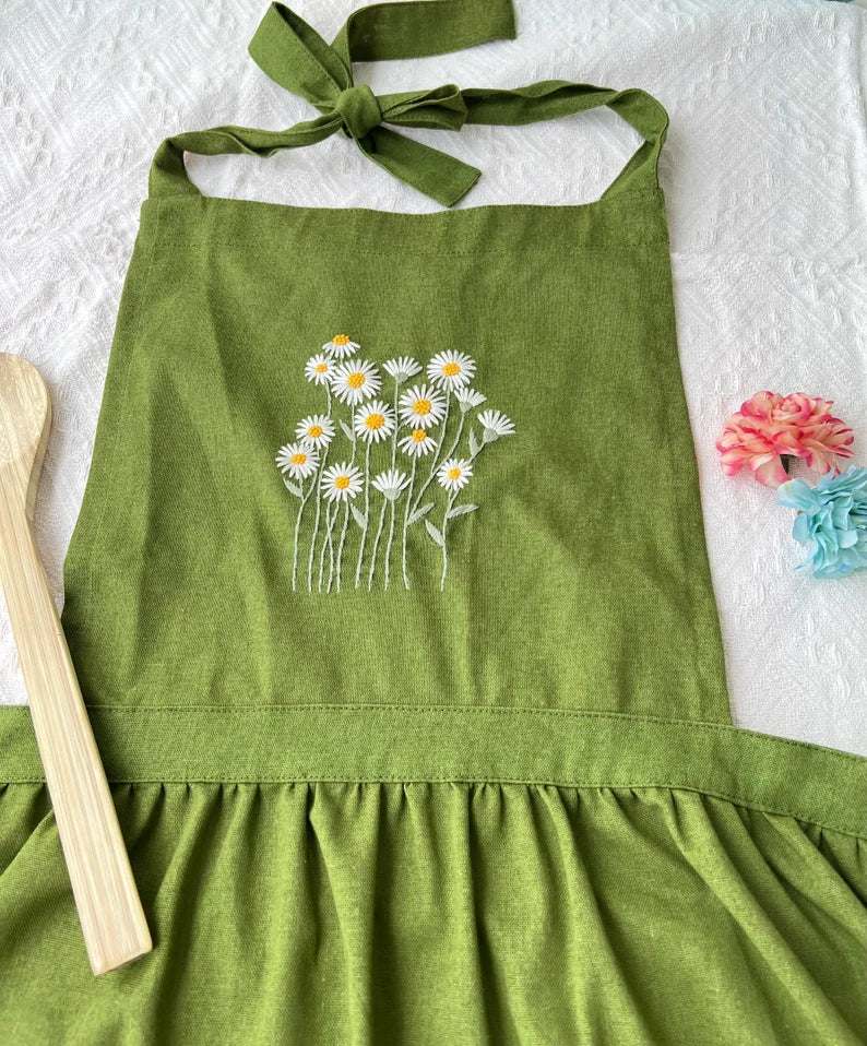 Daisy Embroidered Apron For Women - Stitchery Zone