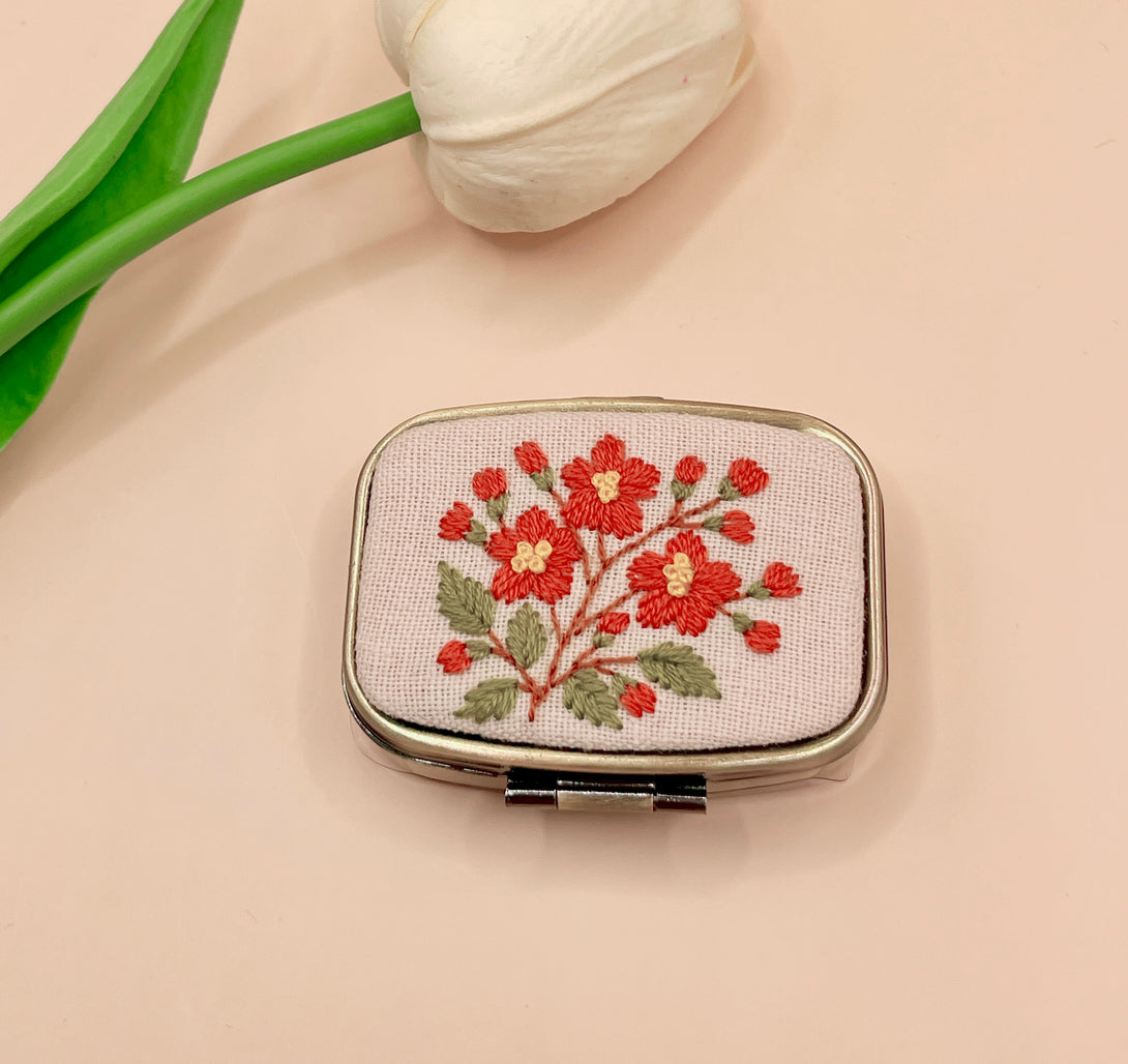 Stitchery Zone Mirror with floral design on Personalized Embroidered Jewelry Box surface
