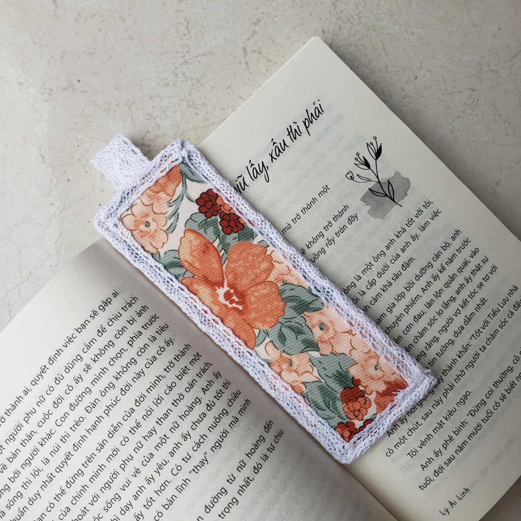 Vintage Lace-Trimmed Handmade Bookmark - Stitchery Zone