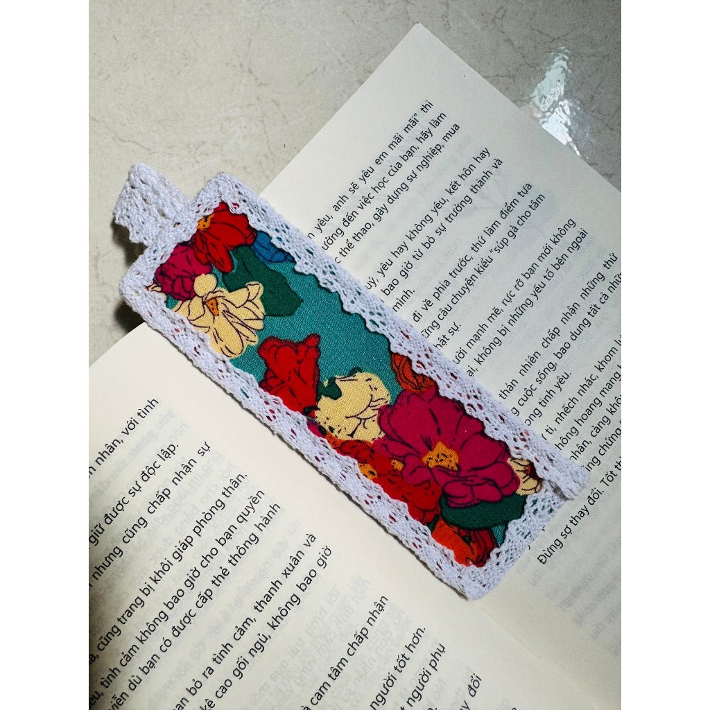 Vintage Lace-Trimmed Handmade Bookmark - Stitchery Zone