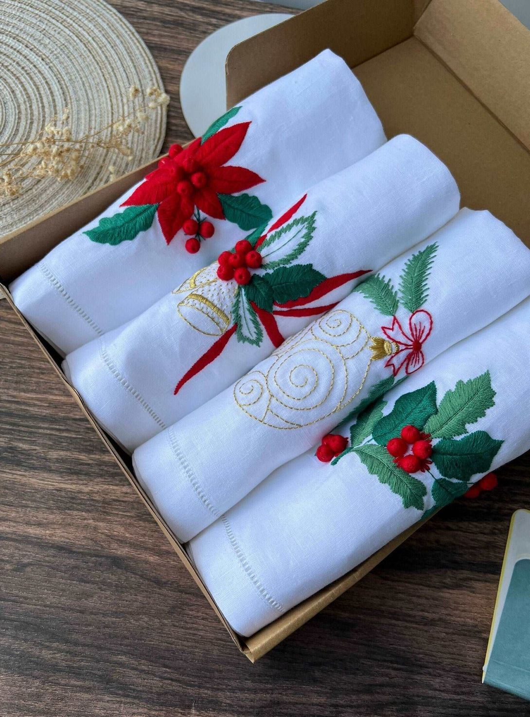 Christmas Hand Embroidered Linen Napkins Set - Stitchery Zone