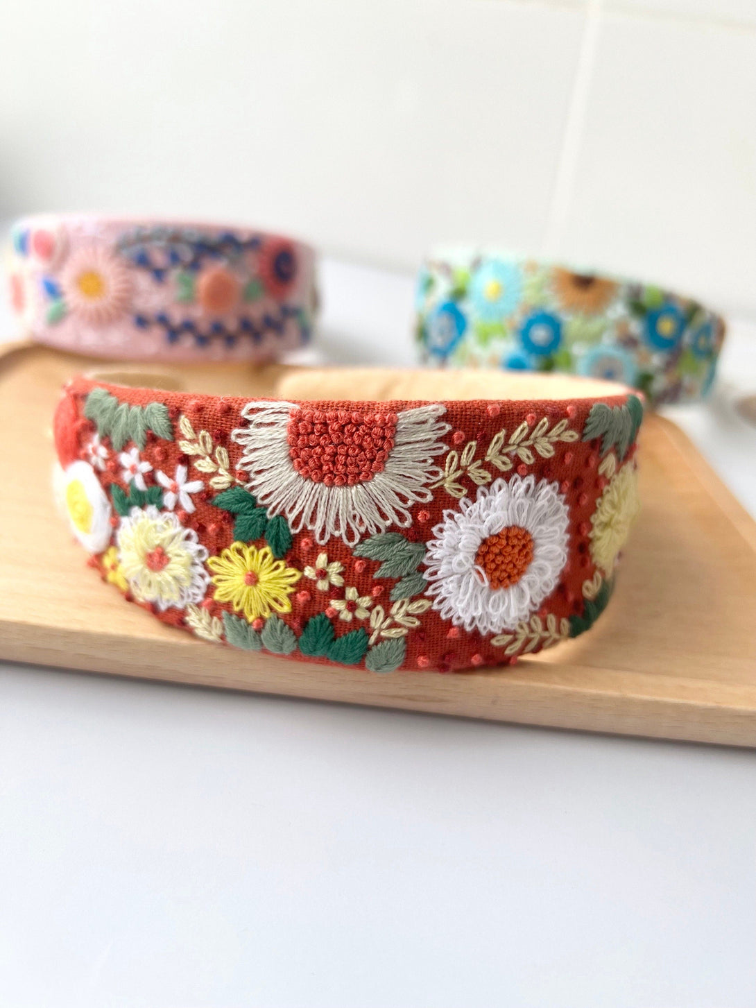 Floral Embroidery Linen Hair Band For Women - Stitchery Zone