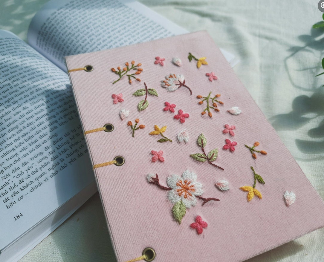 Embroidered Binding Coptic Notebook - Stitchery Zone