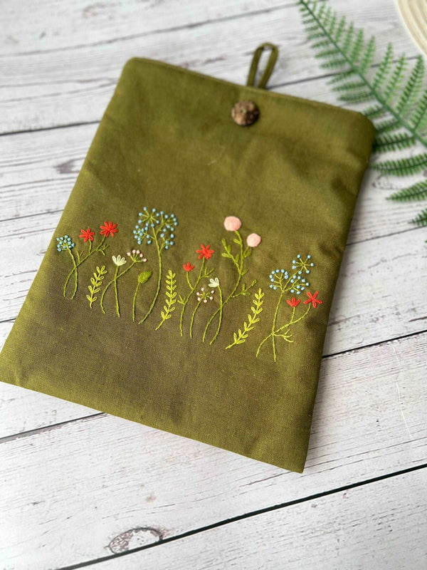 BookNest Sleeves - Stitchery Zone