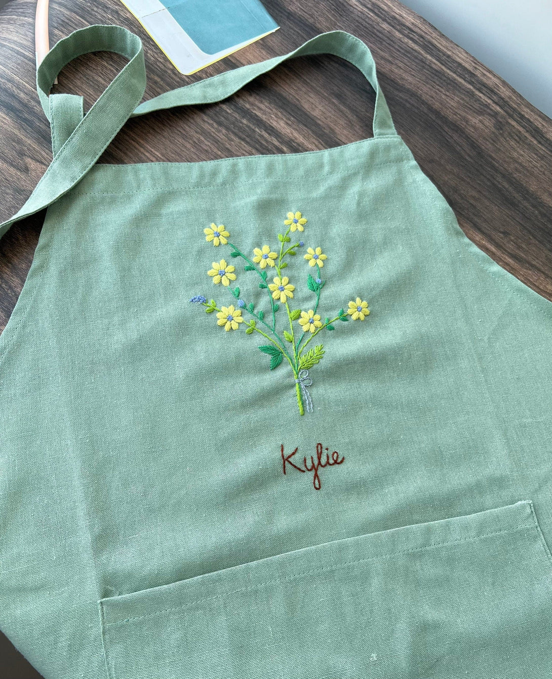 Petals and Stitches Apron - Stitchery Zone